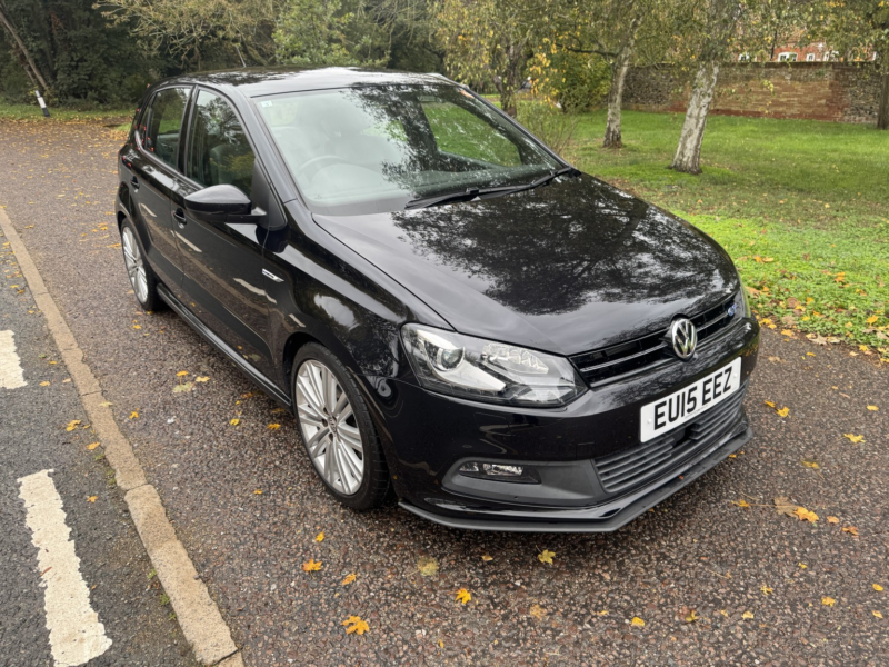2015 Volkswagen Polo in Black — image 1