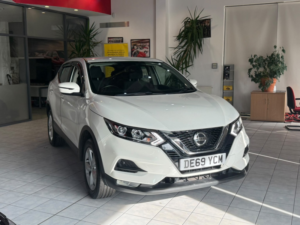 2020 Nissan Qashqai 1.5 Dci Acenta Premium in White — image 2