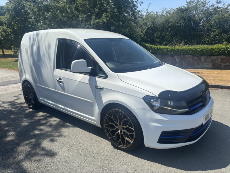 2016 Volkswagen Caddy 2.0 Tdi C20 Custom 4 Seater in White — image 1