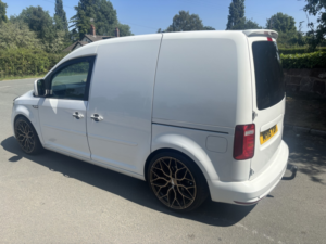 2016 Volkswagen Caddy 2.0 Tdi C20 Custom 4 Seater in White — image 4