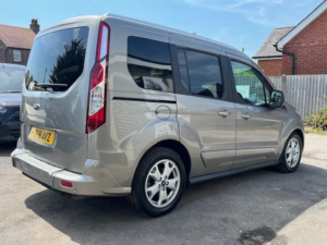 2018 Ford Tourneo Connect 1.5 Tdci Titanium in Silver — image 4