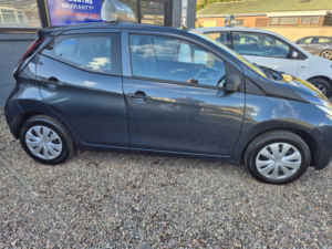 2016 Toyota Aygo 1.0 Vvt-I X in Grey — image 5