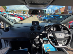 2014 SEAT Ibiza 1.4 Tsi Act Fr Edition Euro 5 (s/s) 5dr in Silver — image 2