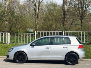 2010 Volkswagen Golf 1.6 Tdi Match DSG Euro 5 5dr in Silver — image 5