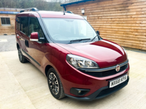 2018 Fiat Doblo Passenger Up Front 4 SEAT Wheelchair Accessible Disabled Access Vehicle Wav in Red — image 3