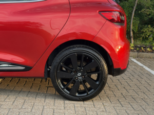 2014 Renault Clio 1.5 Dynamique S Medianav Dci 90 Stop & Start in Red — image 6