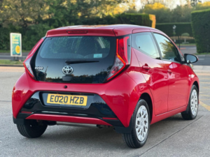 2020 Toyota Aygo 1.0 Vvt-I X-Play X-Shift Euro 6 5dr in Red — image 4