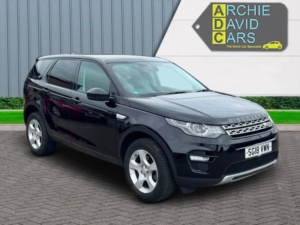 2018 Land Rover Discovery Sport 2.0 Ed4 Hse in Black — image 3