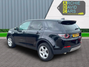 2018 Land Rover Discovery Sport 2.0 Ed4 Hse in Black — image 5