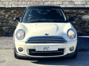 2013 MINI Hatch 1.6 Cooper 3dr in White — image 6
