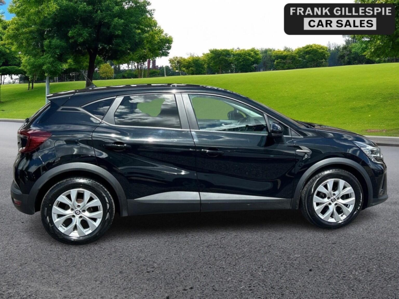 2021 Renault Captur 1.0 Tce Iconic Euro 6 (s/s) 5dr in Black — image 1