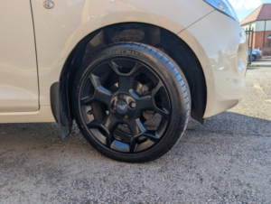 2015 Ford Ka 1.2 Zetec White Edition in White — image 5