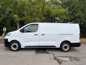 2022 Peugeot Expert 1.5 Bluehdi 1000 Professional Premium Long Panel Van Lwb Euro 6 (s/s) 6dr in White — image 4