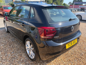 2018 Volkswagen Polo 1.0 Tsi Sel Euro 6 (s/s) 5dr in Black — image 5
