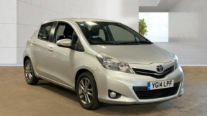 2014 Toyota Yaris 1.33 Dual Vvt-I Icon Plus Multidrive S Euro 5 5dr in Silver — image 2