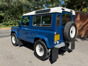 1991 Land Rover Defender 90 2.5 200tdi*brand New Galvanised Rebuild*amazing in Blue — image 2