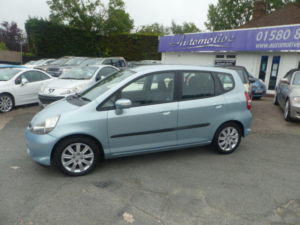 2006 Honda Jazz 1.4 I-Dsi Se in Blue — image 2