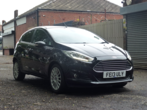 2013 Ford Fiesta 1.0t Ecoboost Titanium Hatchback 5dr Petrol Manual Euro 5 (s/s) (100 Ps) in Black — image 2