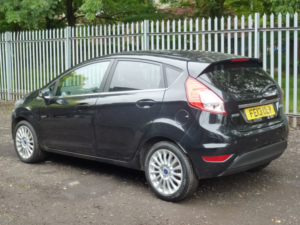2013 Ford Fiesta 1.0t Ecoboost Titanium Hatchback 5dr Petrol Manual Euro 5 (s/s) (100 Ps) in Black — image 3