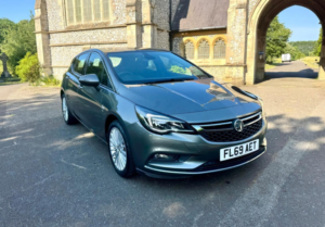 2019 Vauxhall Astra 1.4i Turbo Elite Nav Auto Euro 6 (s/s) 5dr in Grey — image 6