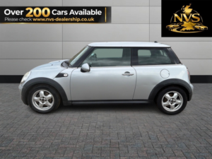 2009 MINI Hatch 1.6 Cooper Hatch in Silver — image 4