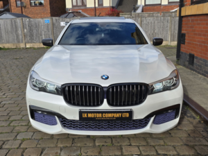 2016 BMW 7 Series 3.0 730ld M Sport Saloon in White — image 6