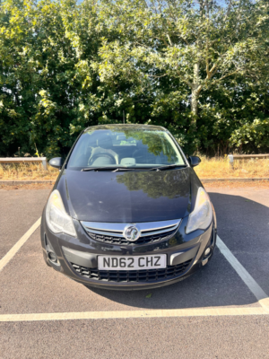 2012 Vauxhall Corsa 1.0 Ecoflex 12v Active Hatchback 3dr Petrol Manual Euro 5 (a/c) (65 Ps) in Black — image 5