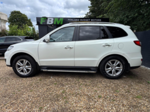 2010 Hyundai Santa Fe 2.2 Crdi Premium Auto 4WD Euro 5 5dr (7 Seat) in White — image 2