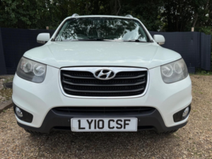 2010 Hyundai Santa Fe 2.2 Crdi Premium Auto 4WD Euro 5 5dr (7 Seat) in White — image 3