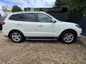 2010 Hyundai Santa Fe 2.2 Crdi Premium Auto 4WD Euro 5 5dr (7 Seat) in White — image 5
