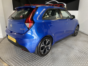 2019 MG Mg3 1.5 Vti-Tech Exclusive in Blue — image 5