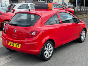 2012 Vauxhall Corsa 1.2 16v Active Hatchback 3dr Petrol Manual Euro 5 (a/c) (85 Ps) in Red — image 4