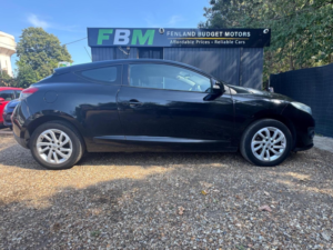 2014 Renault Megane 1.5 Dci Dynamique Tomtom Euro 5 (s/s) 3dr in Black — image 5