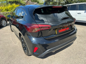 2019 Ford Focus 1.0 T Ecoboost St-Line in Black — image 3
