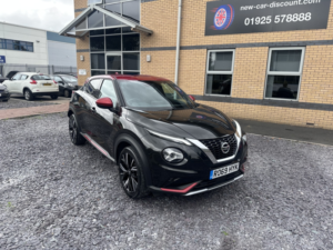 2019 Nissan Juke 1.0 Dig-T Tekna+ in Black — image 2