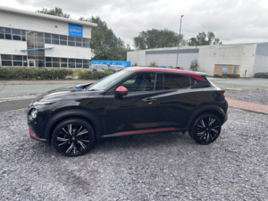 2019 Nissan Juke 1.0 Dig-T Tekna+ in Black — image 6