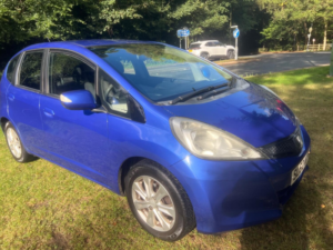 2012 Honda Jazz 1.4 I-Vtec Es in Blue — image 2