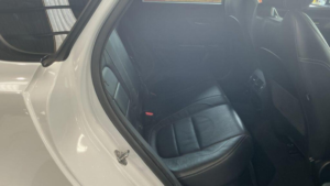2016 Jaguar Xf 3.0 V6 S Auto Euro 6 (s/s) 4dr in White — image 3