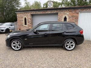 2010 BMW X1 2.0 X1 Sdrive20d Se in Black — image 4