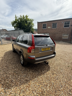 2009 Volvo Xc90 2.4 D5 Active in Grey — image 4