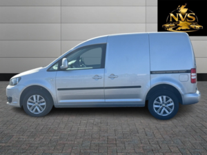 2015 Volkswagen Caddy 1.6 Tdi Bluemotion Tech C20 Highline in Silver — image 4
