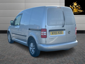 2015 Volkswagen Caddy 1.6 Tdi Bluemotion Tech C20 Highline in Silver — image 5
