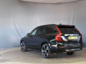 2021 Volvo Xc90 2.0h T8 Twin Engine Recharge 11.6kwh R-Design Pro SUV 5dr Petrol Plug-In Hybrid Auto 4WD Euro 6 (s/s) (390 Ps) in Black — image 5