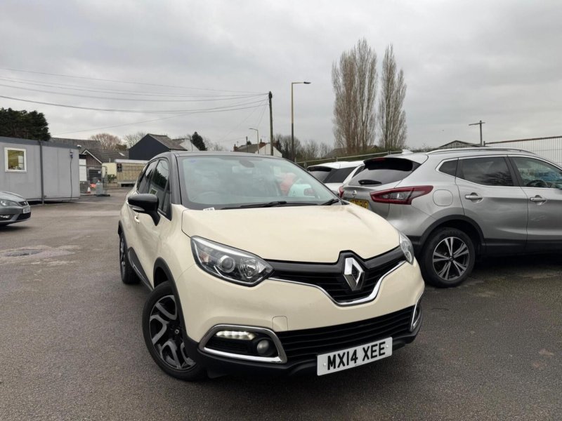 2014 Renault Captur 1.2 Tce Dynamique S Medianav Edc Euro 5 5dr in White — image 1