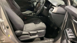2018 Toyota C-Hr 1.8 Vvt-H Design CVT Euro 6 (s/s) 5dr in Silver — image 5