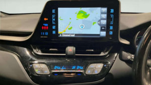 2018 Toyota C-Hr 1.8 Vvt-H Design CVT Euro 6 (s/s) 5dr in Silver — image 6