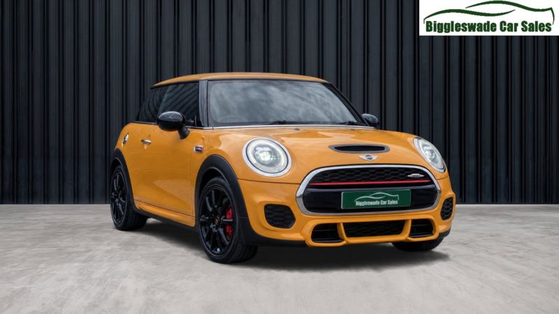 2015 MINI Hatch 2.0l John Cooper Works Hatchback 3dr Petrol Automatic Euro 6 (228 Bhp) in Orange — image 1