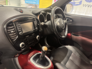 2014 Nissan Juke 1.6 Tekna in White — image 4