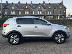 2014 Kia Sportage 1.7 Crdi Ecodynamics 3 in Silver — image 2