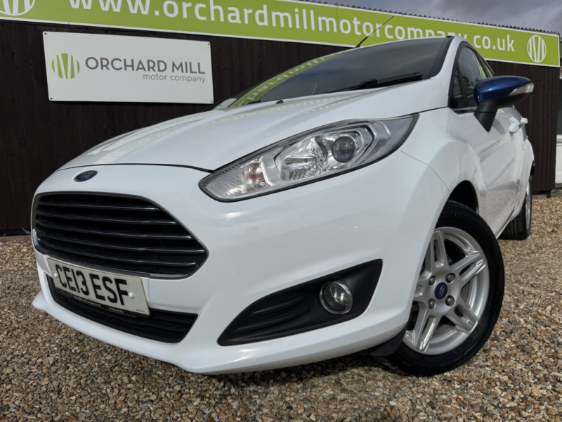 2013 Ford Fiesta 1.3 Zetec in White — image 1
